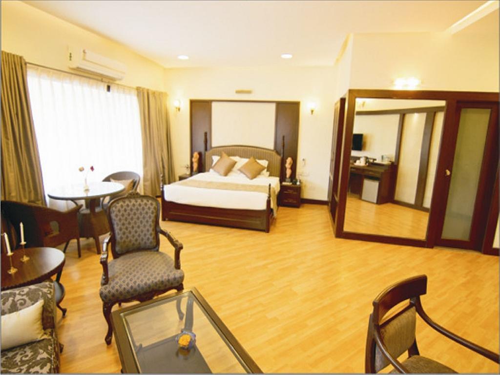 Hotel Lake View Ashok Bhopal Eksteriør bilde